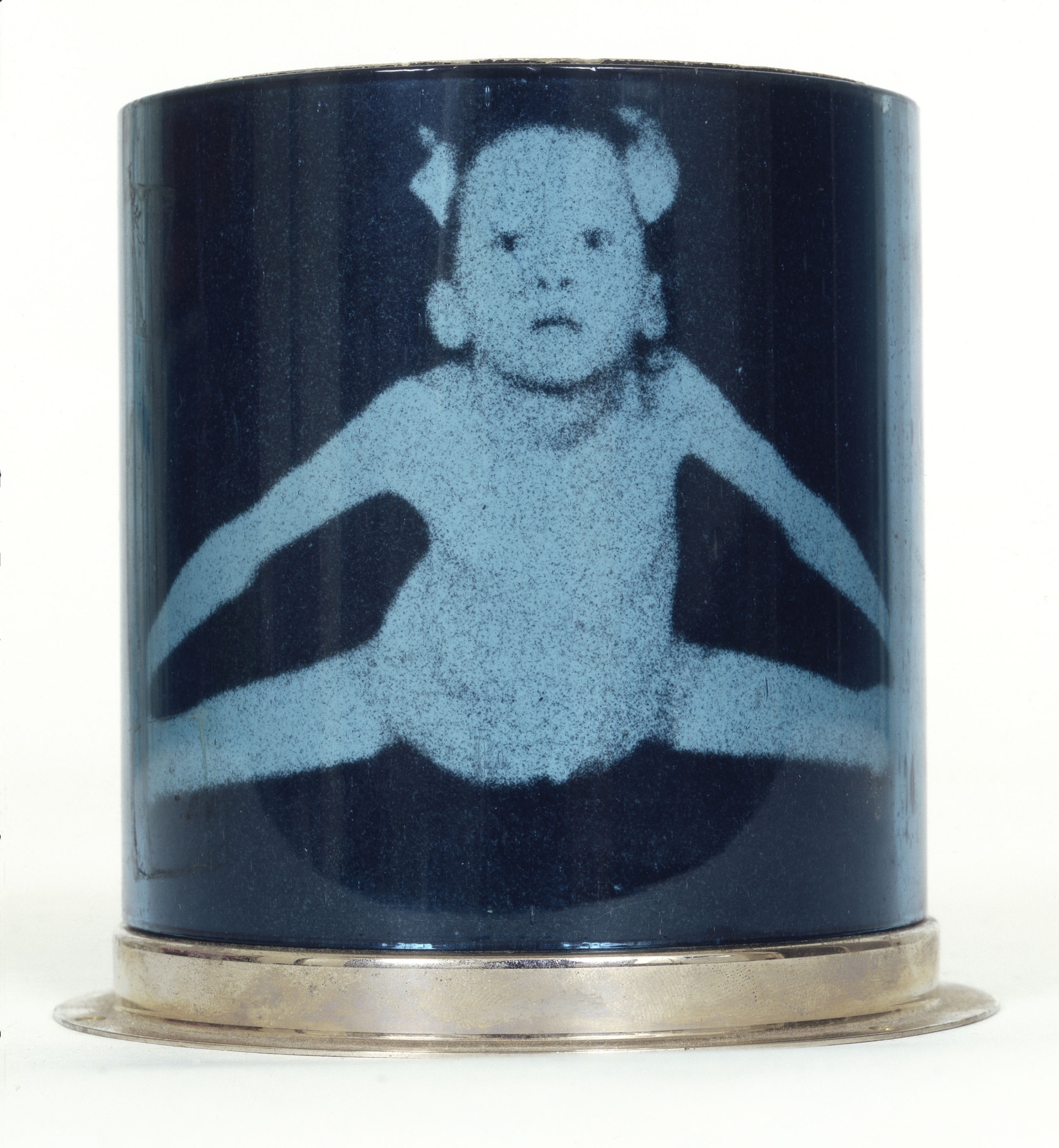 Monumental Victim 1993